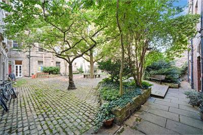 9/2 Sciennes House Place, Edinburgh, EH9 1NN - image 9