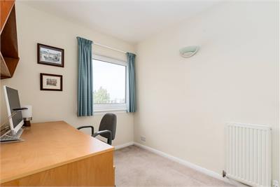 37 Abbotsford Court, Edinburgh, EH10 5EJ - image 16