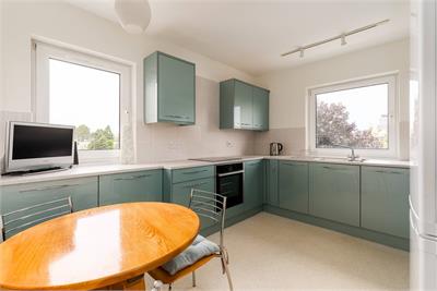 37 Abbotsford Court, Edinburgh, EH10 5EJ - image 4