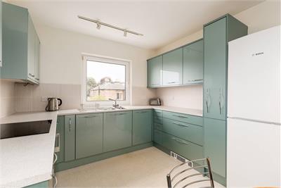 37 Abbotsford Court, Edinburgh, EH10 5EJ - image 5