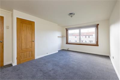 3/5 Coillesdene Grove, Edinburgh, EH15 2JE - image 2