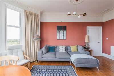 2/5 Meadowbank Place, Edinburgh, EH8 7AW - image 16