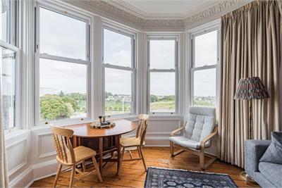 2/5 Meadowbank Place, Edinburgh, EH8 7AW - image 17