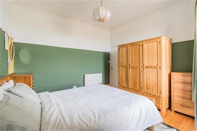 2/5 Meadowbank Place, Edinburgh, EH8 7AW - image 24