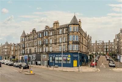 2/5 Meadowbank Place, Edinburgh, EH8 7AW - image 31