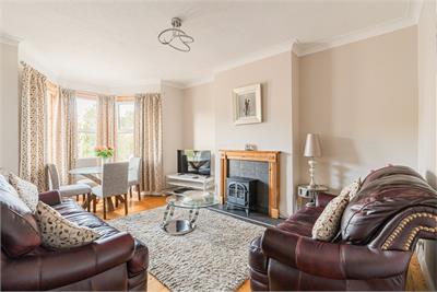 21 Parkgrove Drive, Edinburgh, EH4 7QH - image 2