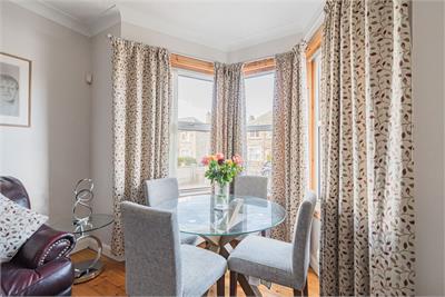 21 Parkgrove Drive, Edinburgh, EH4 7QH - image 3