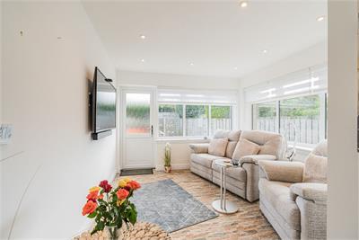 21 Parkgrove Drive, Edinburgh, EH4 7QH - image 7