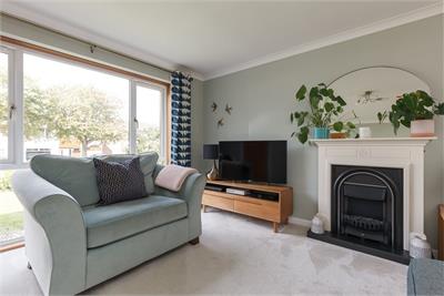 20 Cairns Drive, Balerno, EH14 7HH - image 4