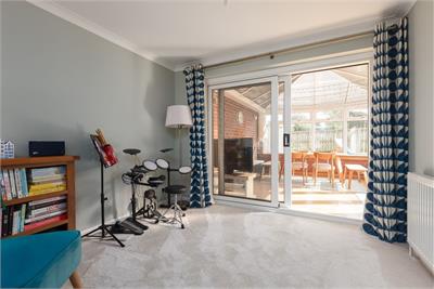 20 Cairns Drive, Balerno, EH14 7HH - image 5