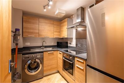 16/5 Waterfront Gait, Edinburgh, EH5 1EP - image 5