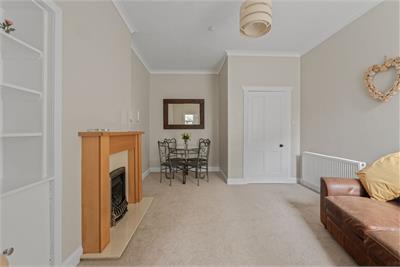 77/2 Kingsland Terrace, Peebles, EH45 8HH - image 11