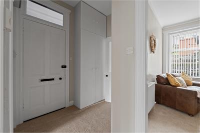 77/2 Kingsland Terrace, Peebles, EH45 8HH - image 5