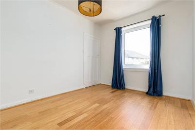 113 Colinton Mains Grove, Edinburgh, EH13 9DE - image 12