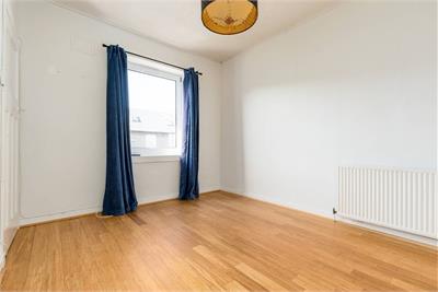 113 Colinton Mains Grove, Edinburgh, EH13 9DE - image 13
