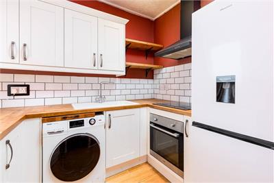 113 Colinton Mains Grove, Edinburgh, EH13 9DE - image 6