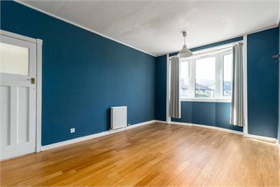 113 Colinton Mains Grove, Edinburgh, EH13 9DE - image 10