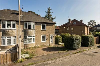 113 Colinton Mains Grove, Edinburgh, EH13 9DE - image 1
