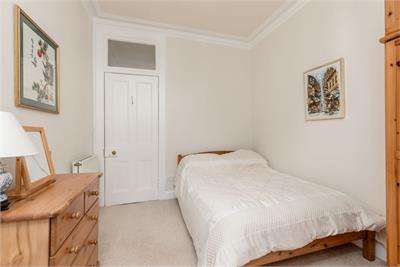 2/5 Eden Terrace, Morningside, Edinburgh, EH10 4SB - image 12