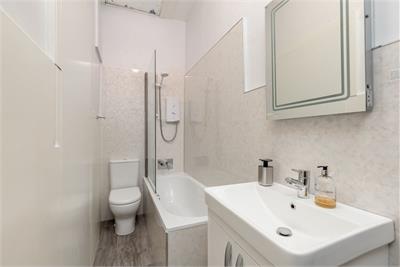 2/5 Eden Terrace, Morningside, Edinburgh, EH10 4SB - image 15