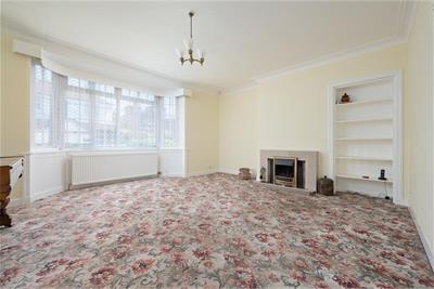 17 Lundin Road, Crossford, KY12 8PW - image 2