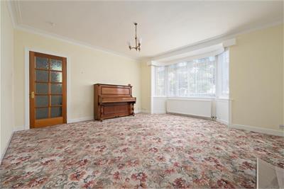 17 Lundin Road, Crossford, KY12 8PW - image 3