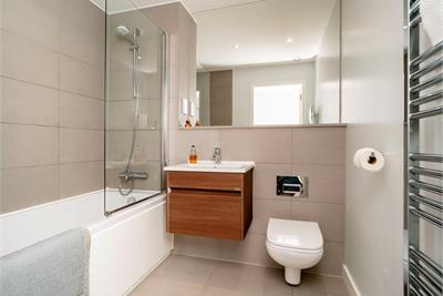 23 Pillans Place, Leith, Edinburgh, EH6 7FH - image 11