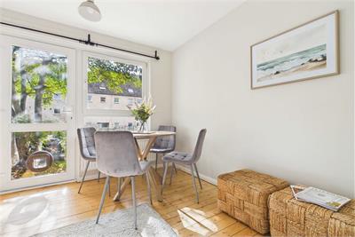 27 Lindsay Place, Leith, Edinburgh, EH6 4BG - image 4