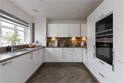 11 Ramslack Street, Balerno, EH14 5FE - image 5