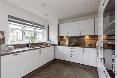11 Ramslack Street, Balerno, EH14 5FE - image 6