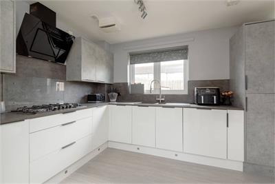 28 Cospatrick Gardens, Dunbar, EH42 1FR - image 6