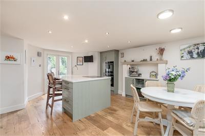 4 Shandon Street, Edinburgh, EH11 1QH - image 8