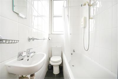 27 (2F1), Meadowbank Crescent, Meadowbank, Edinburgh, EH8 7AJ - image 11