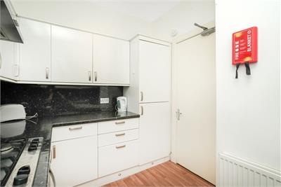 27 (2F1), Meadowbank Crescent, Meadowbank, Edinburgh, EH8 7AJ - image 5