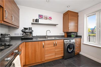 6 Burnbrae Place, Bonnyrigg, EH19 3FL - image 7