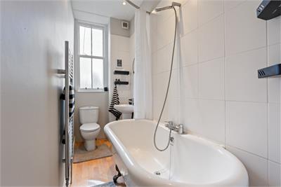29/8 Iona Street, Edinburgh, EH6 8SP - image 14