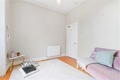 29/8 Iona Street, Edinburgh, EH6 8SP - image 4