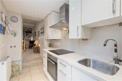 19a/3 York Place, Edinburgh, EH1 3EB - image 11