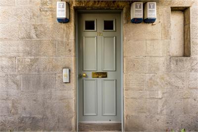 19a/3 York Place, Edinburgh, EH1 3EB - image 4