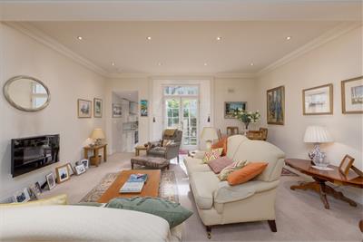 19a/3 York Place, Edinburgh, EH1 3EB - image 5