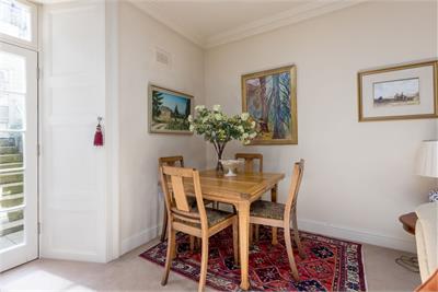 19a/3 York Place, Edinburgh, EH1 3EB - image 8