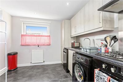 11/8 Southhouse Brae, Edinburgh, EH17 8DG - image 5