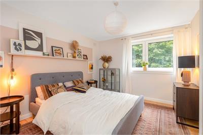 4/5 Orchard Brae Avenue, Orchard Brae, Edinburgh, EH4 2HW - image 9