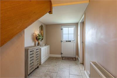 17 Ivanhoe Terrace, Hawick, TD9 8EE - image 12