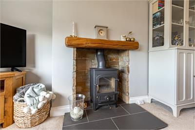 17 Ivanhoe Terrace, Hawick, TD9 8EE - image 6