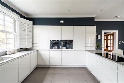 35 Essex Road, Edinburgh, EH4 6LJ - image 4