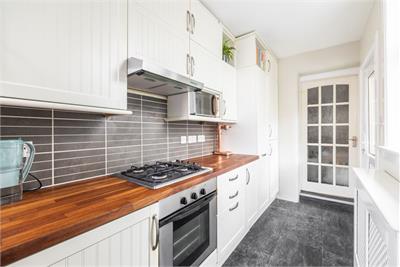 109 Craigton Place, Winchburgh, EH52 6RW - image 5