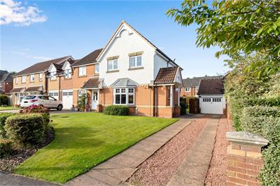 62 Gogarloch Road, South Gyle, Edinburgh, EH12 9JA - image 1