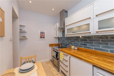 10 (1F3) Wellington Street, Edinburgh, EH7 5ED - image 10