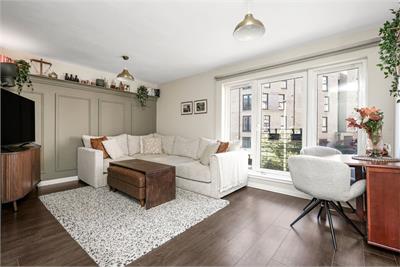 2/6 Whyte Place, Abbeyhill, Edinburgh, EH7 5TA - image 2